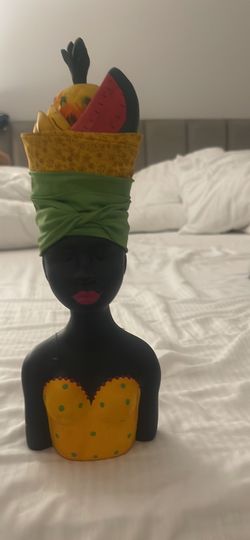 Beautiful decor, figurines