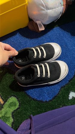Kids Black Canvas Low-Top Sneakers Size 10
