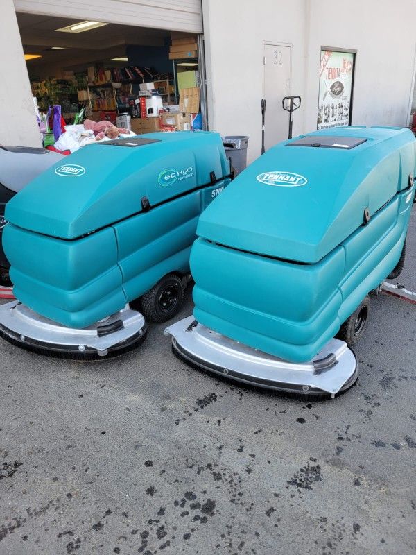 Floor SCRUBBER MODEL 5700