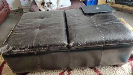 Storage ottoman