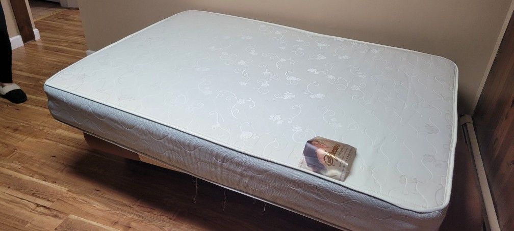 Full Size Mattress