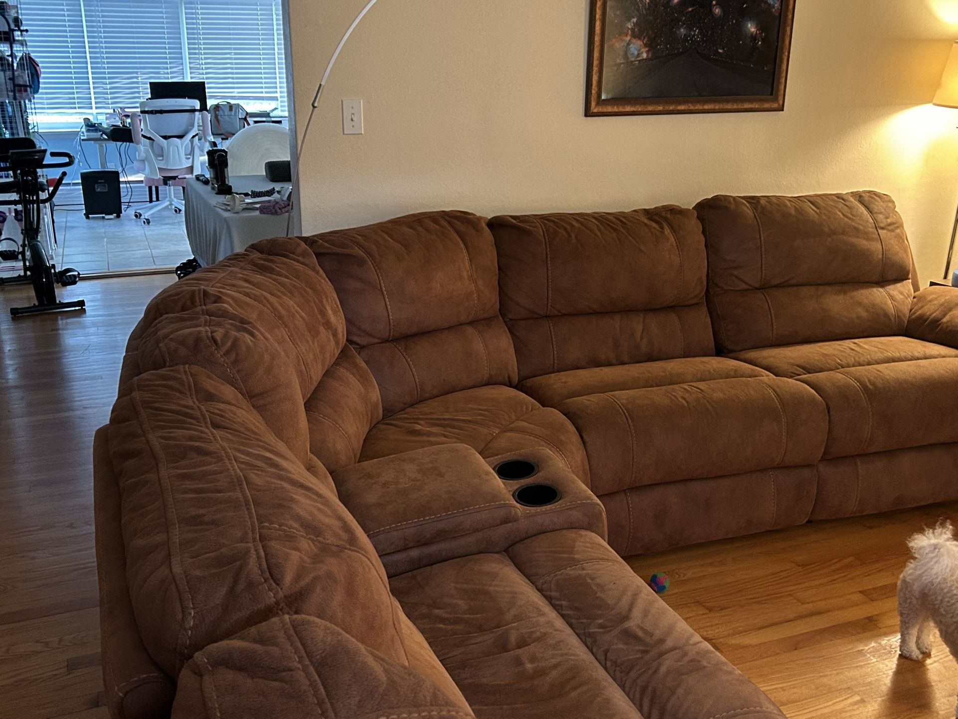 7-piece Sectional 2 Reclining Pieces & a Console With Cup Holders