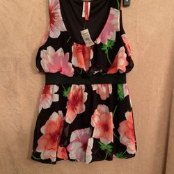 Floral Top Size Large