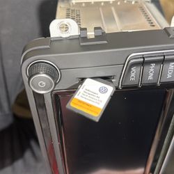 Selling 3 Volkswagen Radios!!!!