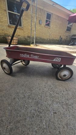 Radio Flyer wagon