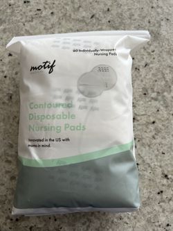 Milk Storage Bags (7) & Nursing Pads. 