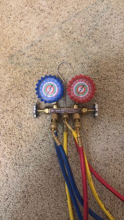 HVAC gauges