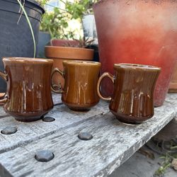 Vintage DCC USA Set 3 Brown Ceramic Restaurant Ware Diner Coffee Cup Mug MCM & 1 VTG Crest CM Brown