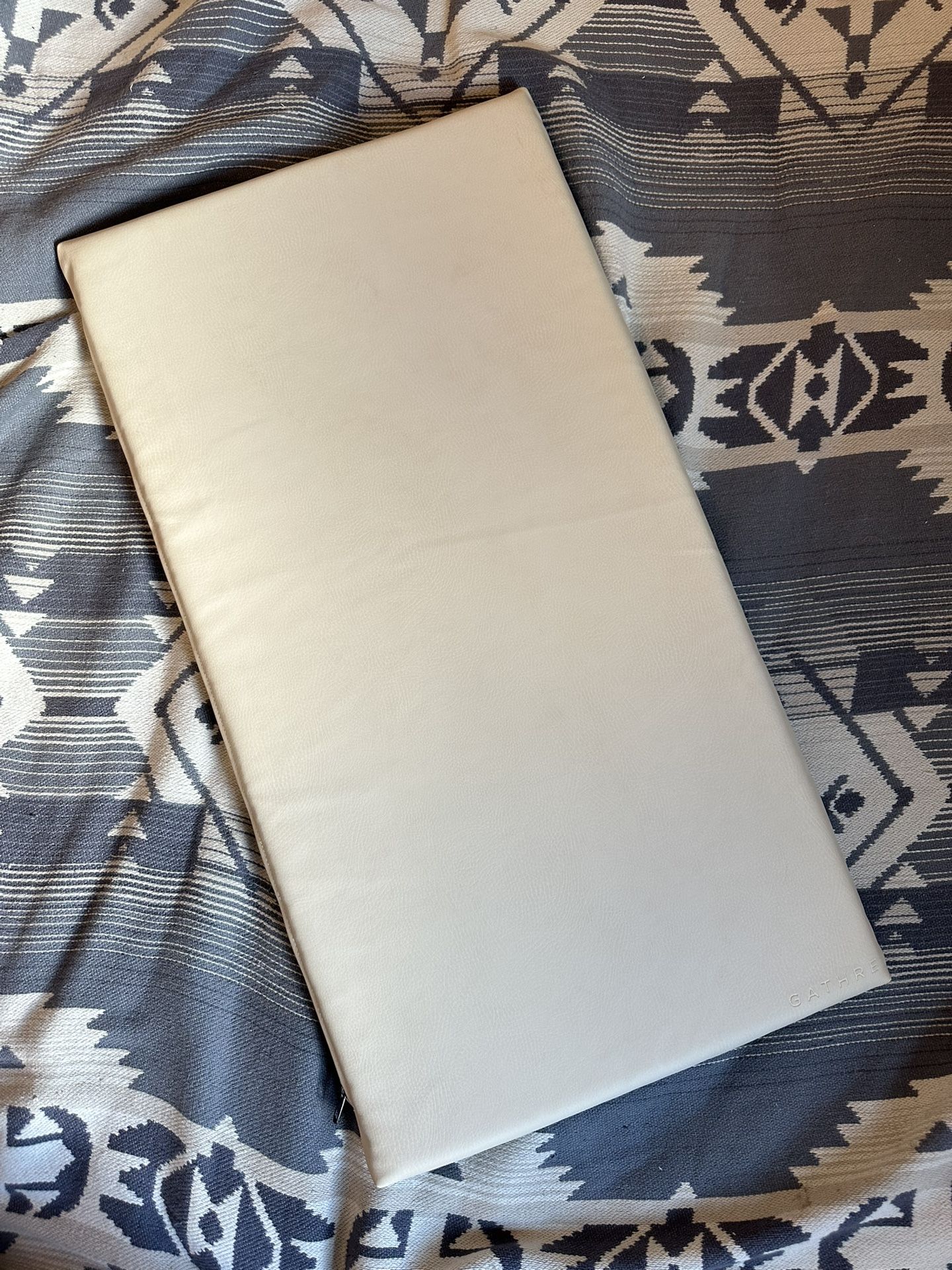 GATHRE Padded Micro + (ivory)