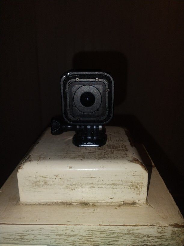 Go Pro Hero Session 
