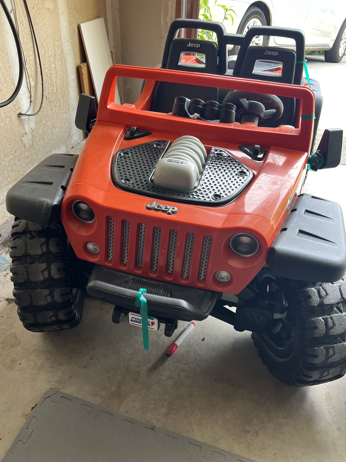 Power Wheels Jeep Hurricane Extreme, Ride-On
