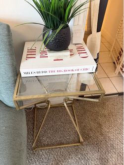 Accent table, gold trimmings, glass top