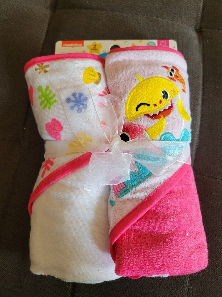 Baby Shark Hooded Towels