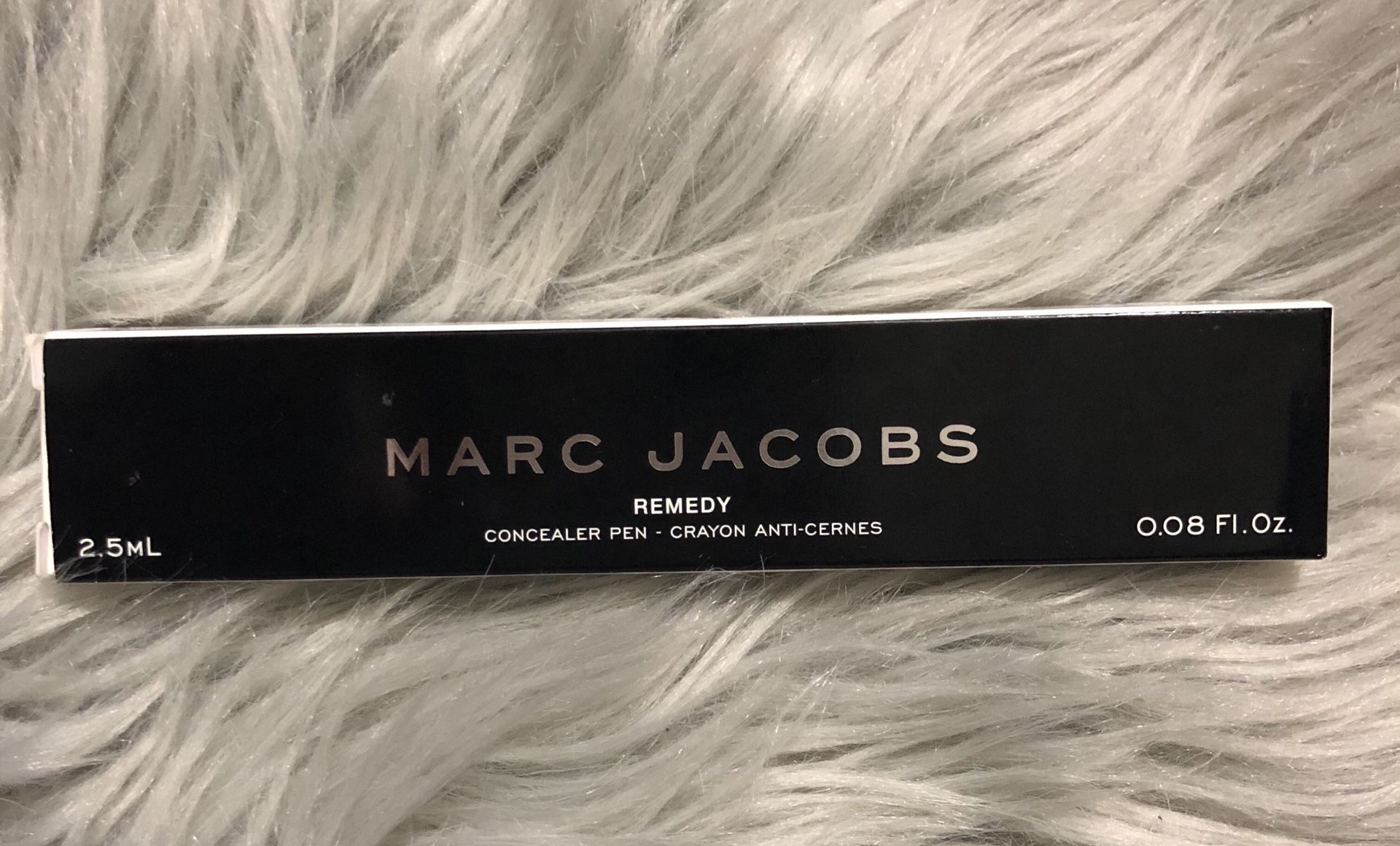 Marc Jacobs Remedy Concealer Pen