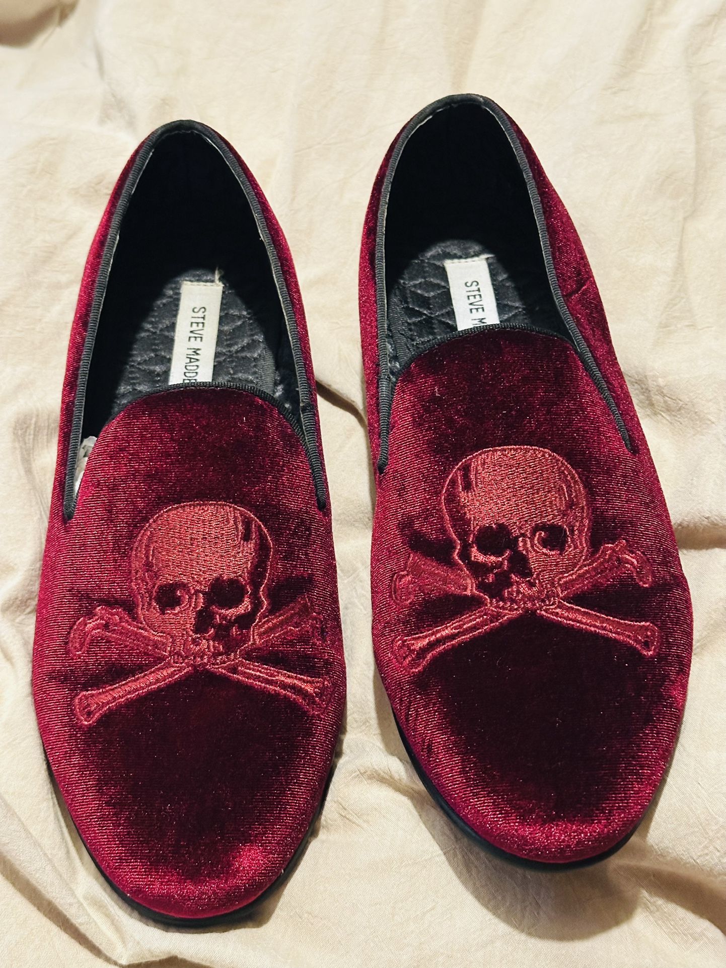 Steve Madden Skull Slip-One (Red)