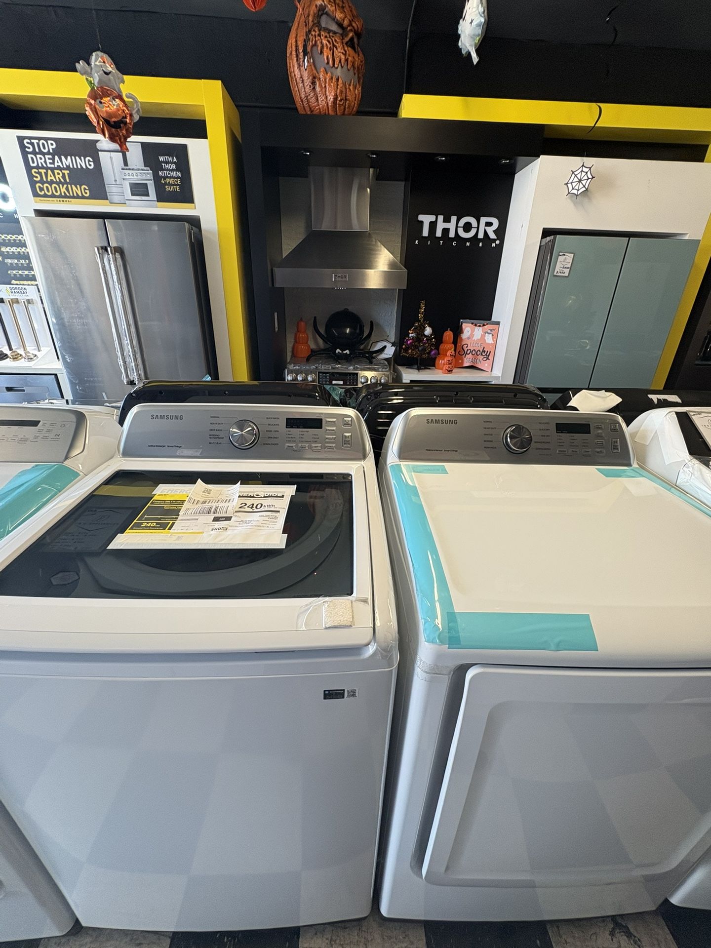Samsung 4.7 Cu. Ft. Top Load Washer and Gas Dryer