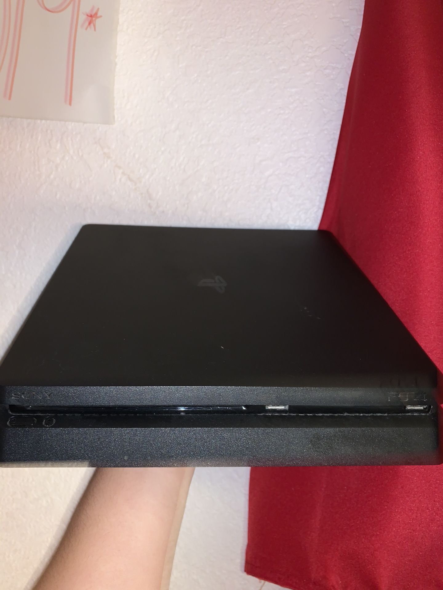 PS4 Slim