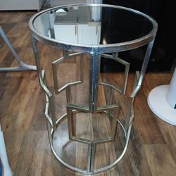 Night Stand/End Table 