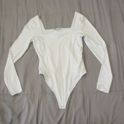 Medium white body suit
