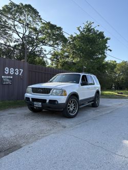 2004 Ford Explorer