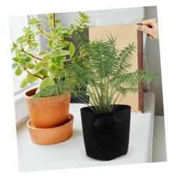 "12 Pcs  7 Gallon Potato Growing Bags with Handles, Nonwoven Breathable Plant Containers for Vegetables and Flowers

"