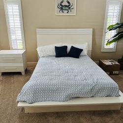 Queen White Bed Set