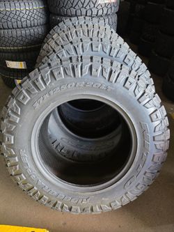 37x12.50R20  Nitto Ridge Grappler