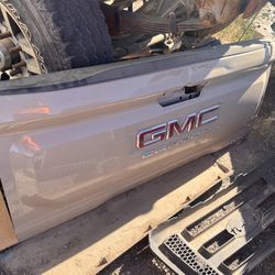 Tapas De GMC  Cañon 2018 