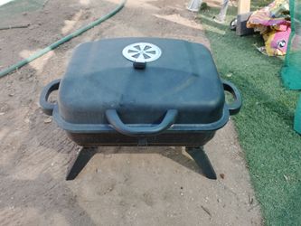 Small portable grill