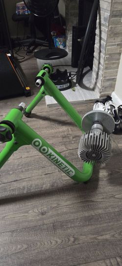 Title: Kinetic Road Machine 2.0 Fluid Bike Trainer - Indoor Cycling