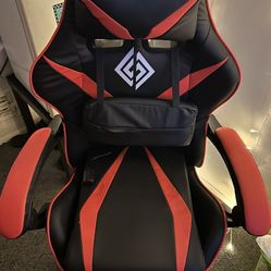 Gaming Chair With A Massage Pillow