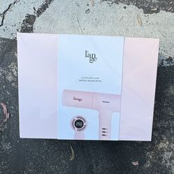 blow dryer 