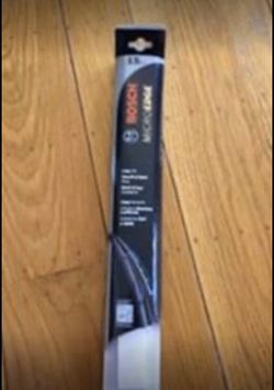 1 New Bosch 15" Windshield Wiper