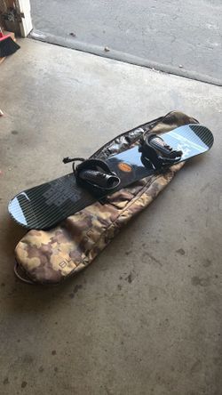 K2 Snowboard / Burton Bag