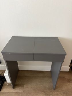Desk Vanity