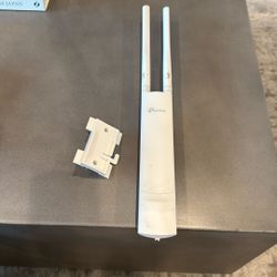 TP-Link Omada EAP-110 Outdoor Wireless Access Point Excellent Condition