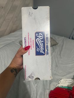 Sketchers womans sandals