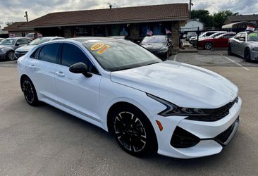 2022 Kia K5
