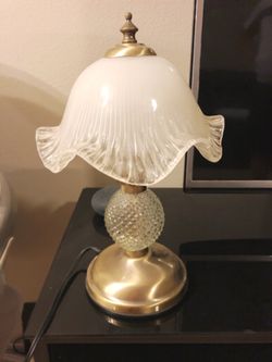 Antique style lamp