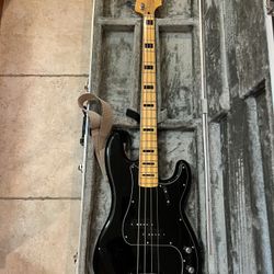 Squier Classic Vibe 70s Precision Bass (Mint) W/ Roadrunner Bass Hardshell Case 