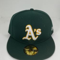 New era fitted hat 🧢 different teams and size available 42$ each