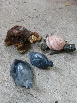 Turtle Figures 