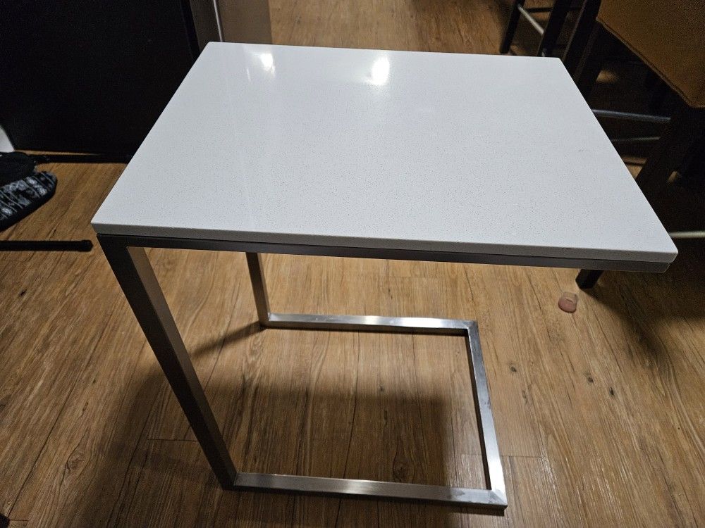 Tray Table