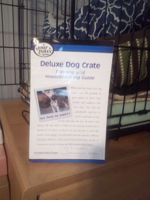 Deluxe Dog Crate