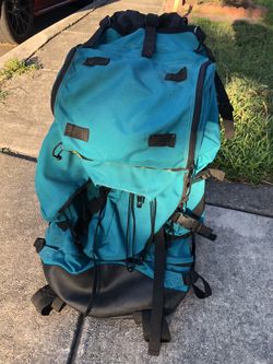 Hiking backpack with great back support $40