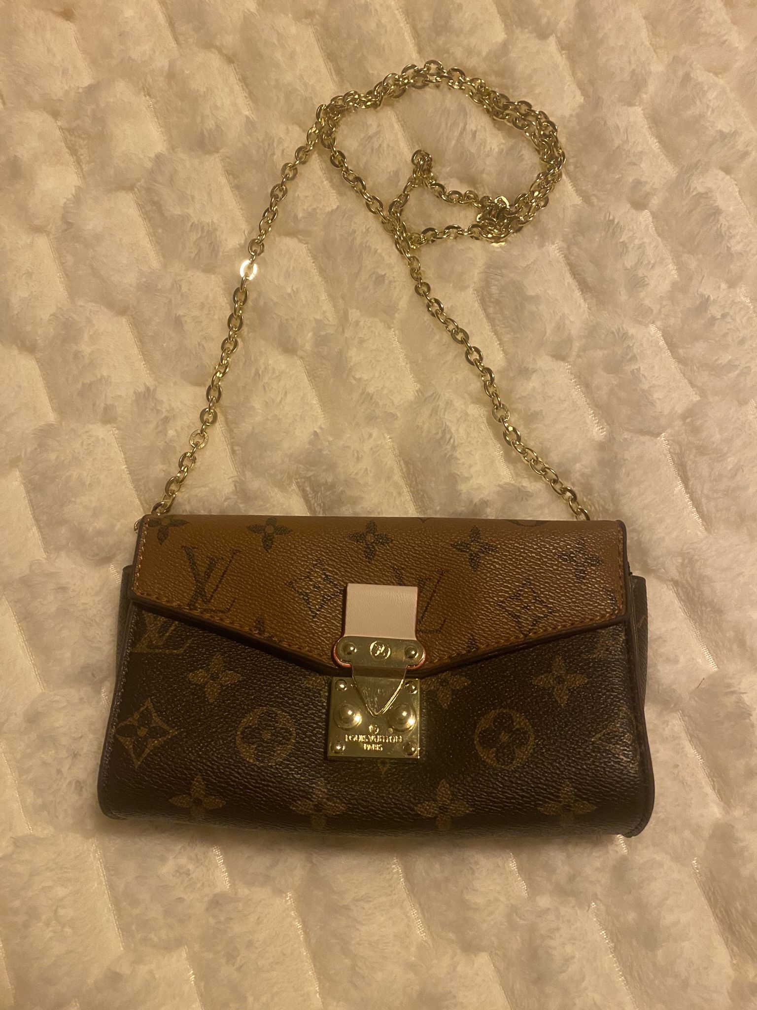 Lv Purse