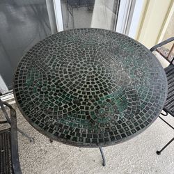 Outdoor Bistro Set – Mosaic Table & 2 Metal Chairs