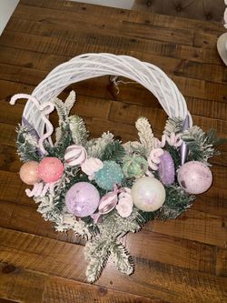 Pastel Christmas Wreath with Ornaments