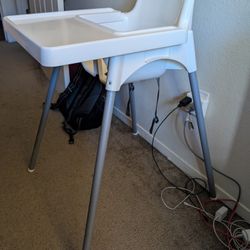 High Chair With Tray 