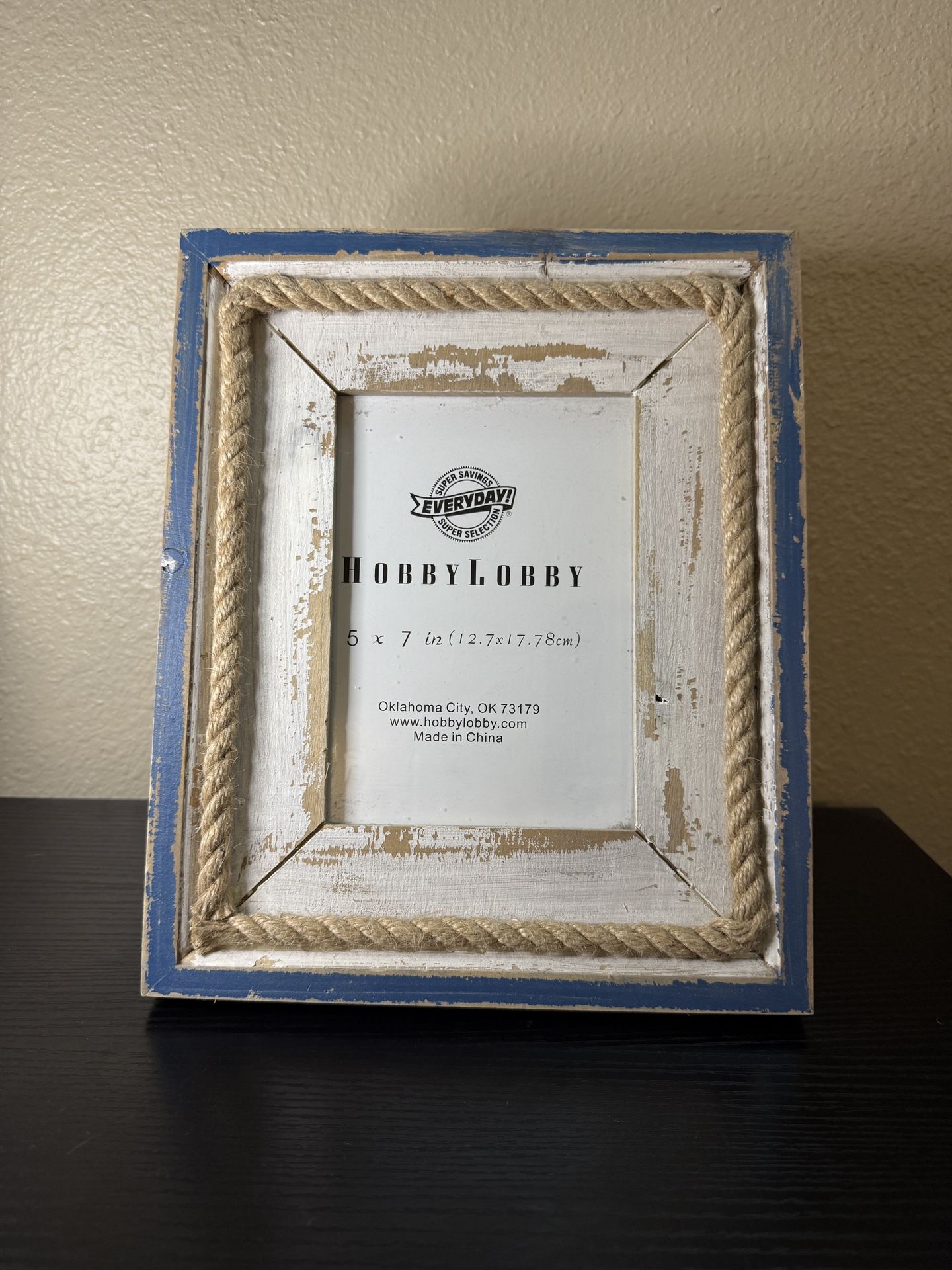 5x7 coastal-style picture frame